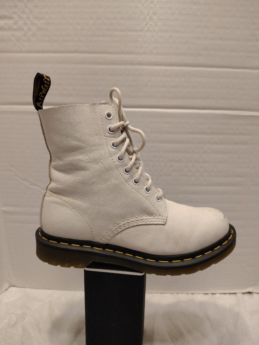 Dr. Martens 1460 Pascal, Women # 7 US